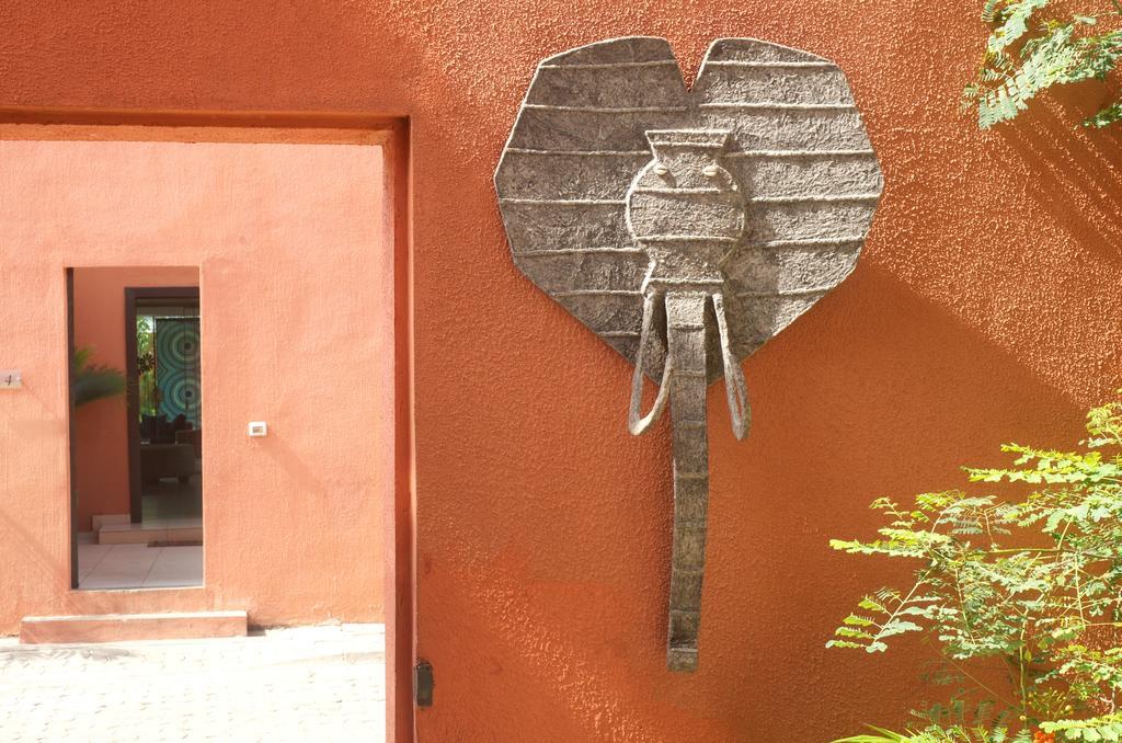 Hotel Maison Rouge Kotonu Zewnętrze zdjęcie