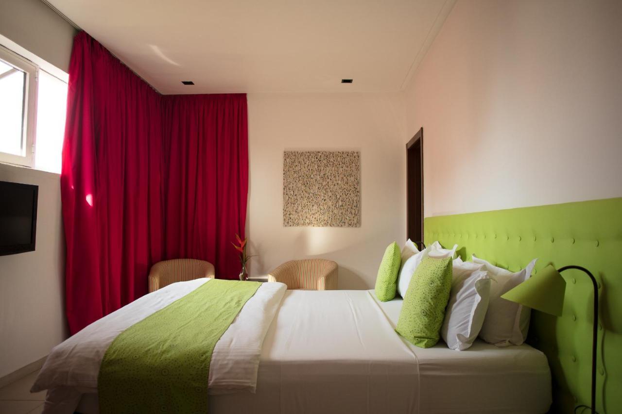 Hotel Maison Rouge Kotonu Zewnętrze zdjęcie