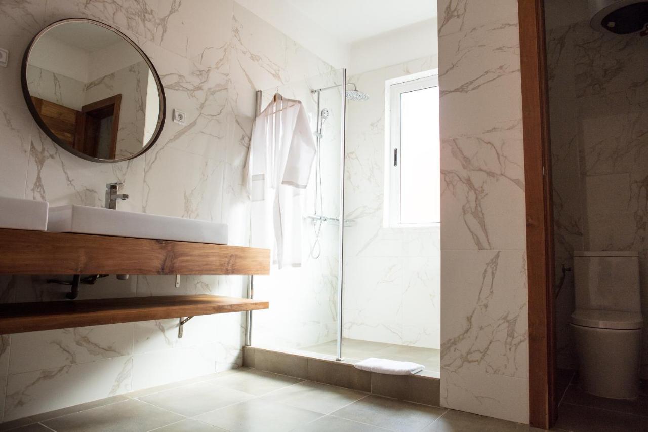 Hotel Maison Rouge Kotonu Zewnętrze zdjęcie